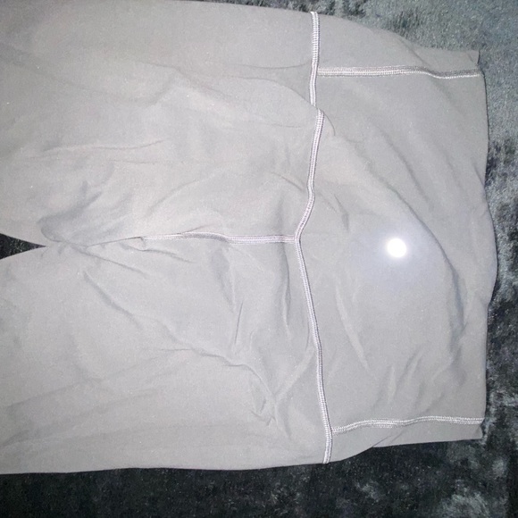 High rise lulu leggings - Picture 7 of 9